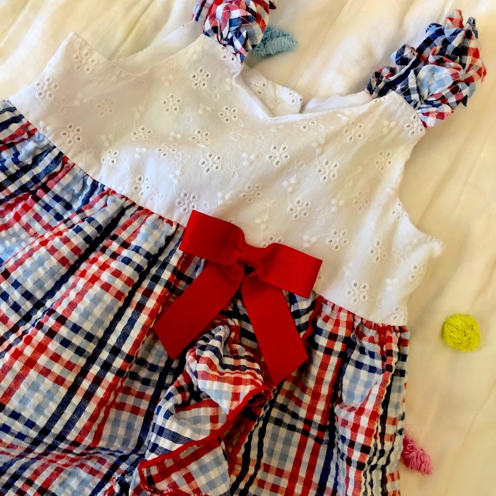 Beautiful 100% cotton dress. Size 4/4T